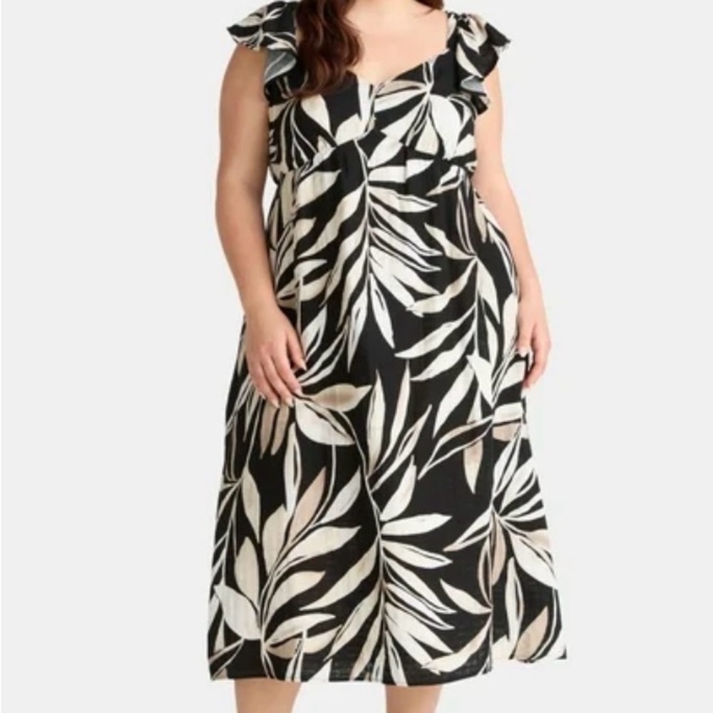 New: Time and Tru Black and Cream Leaf Midi Dress